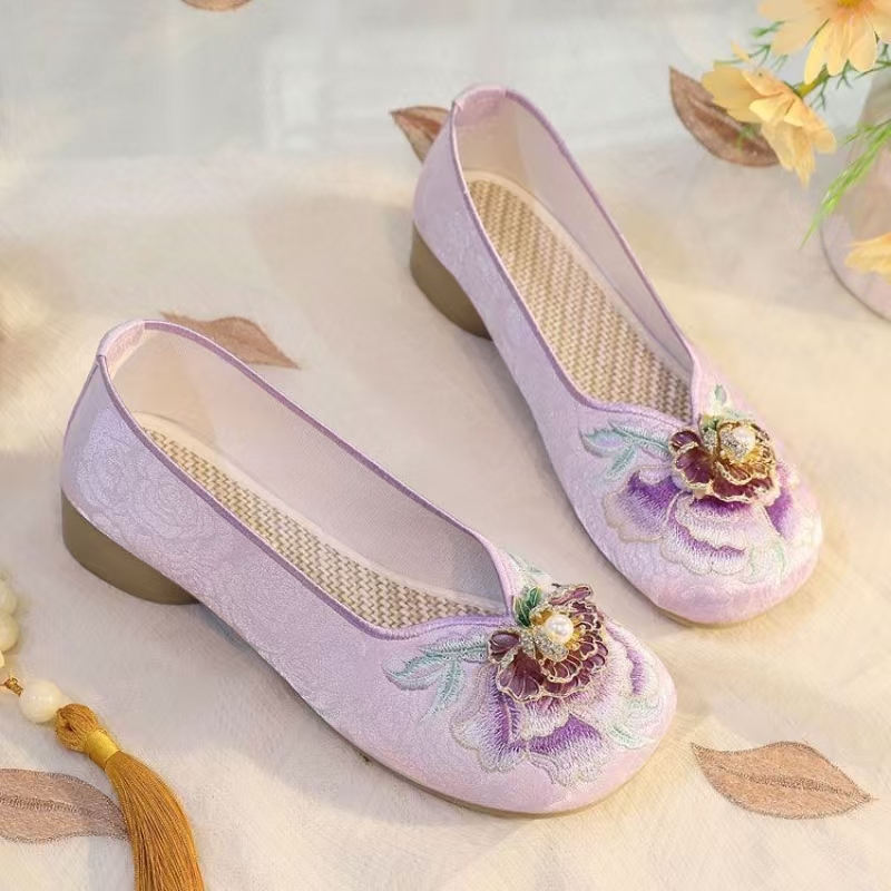 Embroidery Canvas - Damskie buty na niskim obcasie, haftowane,
