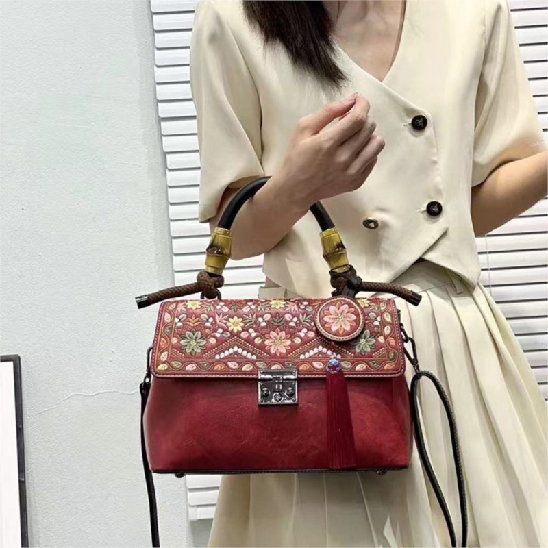 Johnature Haftowana Torebka Ch – Embroidery On Leather recenzja i cena