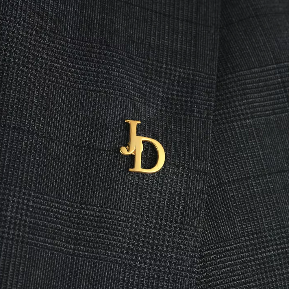 Niestandardowe inicjałowe bros – Embroidery Names recenzja i cena